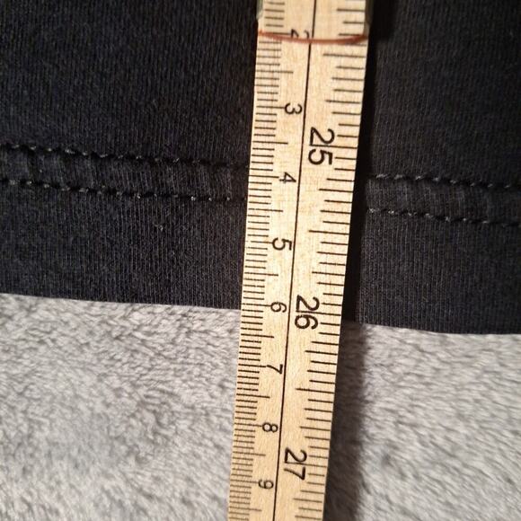 ROCK AND ROLL HALL OF FAME MUSEUM T-Shirt Size Small Vintage Double-Sided Cotton - Picture 6 of 7